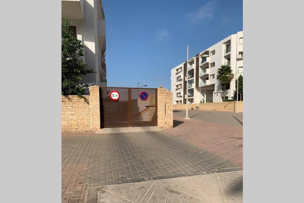 Appartement De Haut Standing En Residence Agadir Bagian luar foto